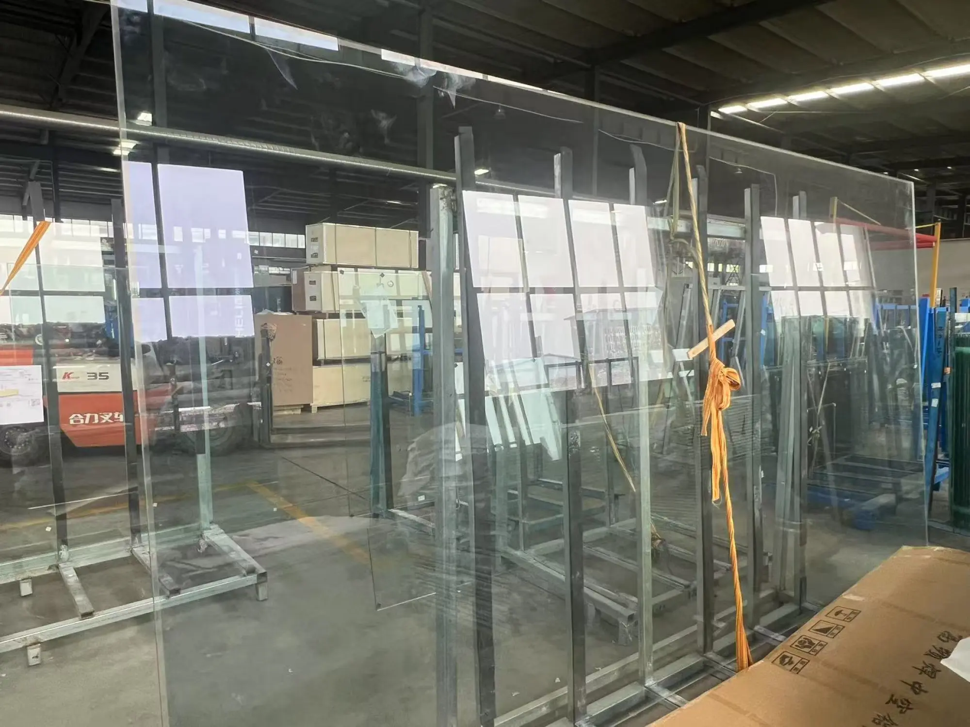 南乐超大白玻璃